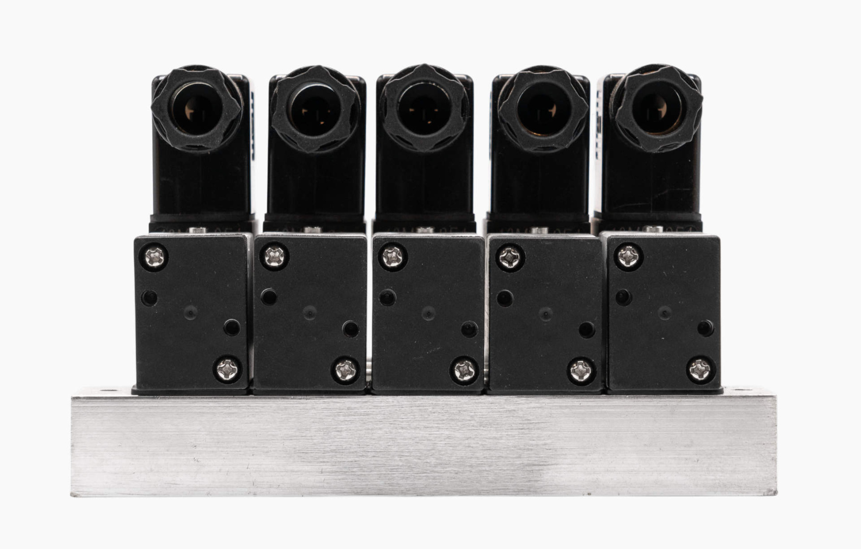 Блок распределителей ETA307-06E4-3F